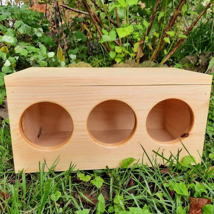 Hippity Hop Pet Shop Solid Pine Hay Box for Bunnies & Guinea Pigs