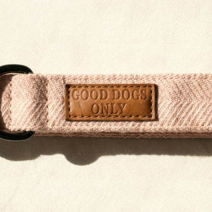 Tweed Collar